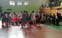 Szkoła Podstawowa nr 2 pożegnała absolwentów