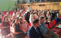 Szkoła Podstawowa nr 2 pożegnała absolwentów