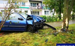 Uszkodzone cztery samochody. Niebezpieczne zdarzenie na ulicy Norwida