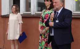 Licealiści rozpoczęli wakacje