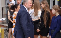 Licealiści rozpoczęli wakacje