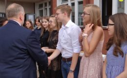 Licealiści rozpoczęli wakacje