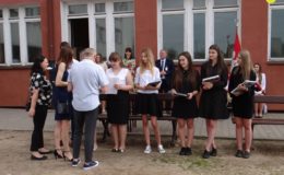 Licealiści rozpoczęli wakacje