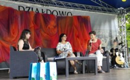 Powiatowe Wieczory z Poezją. Jadwiga Jankowska-Cieślak oraz Joanna Śliwka i Dominika Kaczorowska