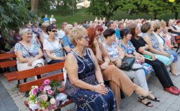 Powiatowe Wieczory z Poezją. Jadwiga Jankowska-Cieślak oraz Joanna Śliwka i Dominika Kaczorowska