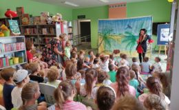 Teatr „Maska” – „Prastara Książnica- Skarb i Tajemnica” w naszej bibliotece