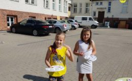 Warsztaty plastyczne – malowanie na folii