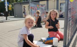 Warsztaty plastyczne – malowanie na folii