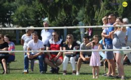 Zawody konne w skokach przez przeszkody