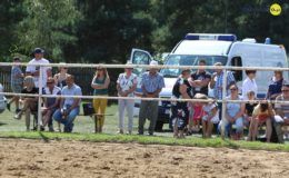 Zawody konne w skokach przez przeszkody