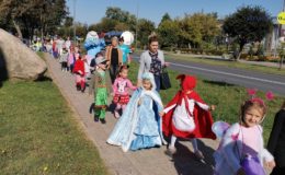 Parada Postaci Bajkowych przeszła ulicami miasta