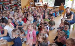 Piosenka i skaczące nutki w przedszkolu nr 3