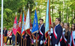 Uroczysty Apel Poległych w Lesie Białuckim