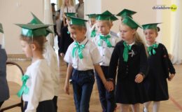 Ślubowanie klas pierwszych w Szkole Podstawowej nr 4 w Działdowie
