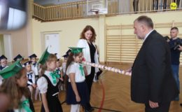 Ślubowanie klas pierwszych w Szkole Podstawowej nr 4 w Działdowie
