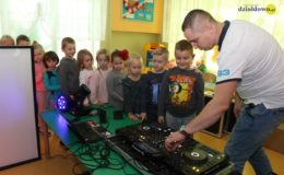 Dj odwiedził dzieci w Przedszkolu nr 3