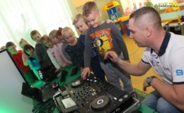 Dj odwiedził dzieci w Przedszkolu nr 3