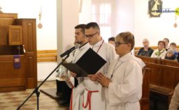 Spotkanie biskupa z grupami parafialnymi