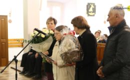 Spotkanie biskupa z grupami parafialnymi
