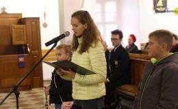 Spotkanie biskupa z grupami parafialnymi