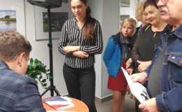Wieczór z poezją Roberta Gontarza