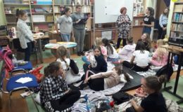 „Znajdźmy wspólny język” – Noc Bibliotek w SP 2
