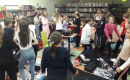 „Znajdźmy wspólny język” – Noc Bibliotek w SP 2