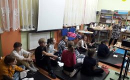 „Znajdźmy wspólny język” – Noc Bibliotek w SP 2
