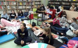 „Znajdźmy wspólny język” – Noc Bibliotek w SP 2