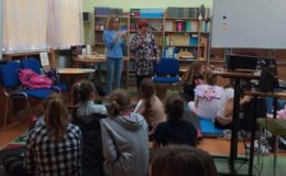 „Znajdźmy wspólny język” – Noc Bibliotek w SP 2