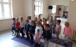 Krasnoludki z Przedszkola nr 3 w krainie muzyki