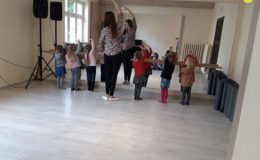 Krasnoludki z Przedszkola nr 3 w krainie muzyki
