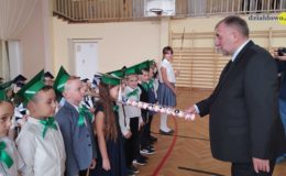 Ślubowanie klas pierwszych w Szkole Podstawowej nr 4 w Działdowie