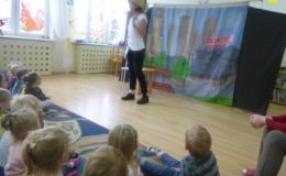 Do przedszkolaków zawitał teatr Duet