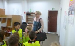 Przedszkolaki odwiedziły pocztę