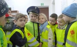 Przedszkolaki odwiedziły pocztę