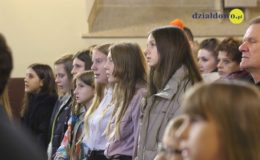 Razem śpiewaliśmy pieśni patriotyczne