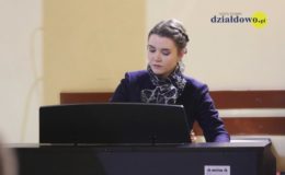 Razem śpiewaliśmy pieśni patriotyczne