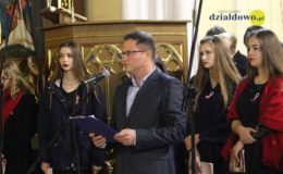 Razem śpiewaliśmy pieśni patriotyczne