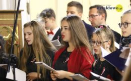 Razem śpiewaliśmy pieśni patriotyczne