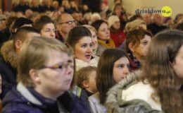 Razem śpiewaliśmy pieśni patriotyczne