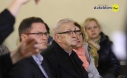 Razem śpiewaliśmy pieśni patriotyczne