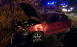 Opel astra w rowie