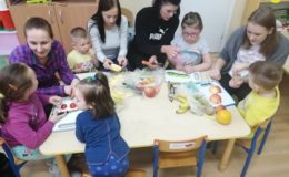 Warsztaty dla dzieci i rodziców. „Pyszne, zdrowe, kolorowe-ludziki warzywno-owocowe”