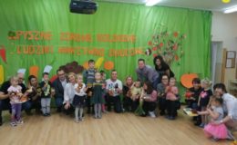 Warsztaty dla dzieci i rodziców. „Pyszne, zdrowe, kolorowe-ludziki warzywno-owocowe”
