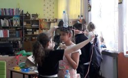 Pokaz mody ekologicznej w Szkole Podstawowej nr 2