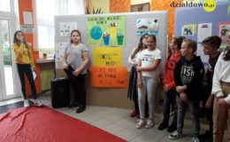 Pokaz mody ekologicznej w Szkole Podstawowej nr 2