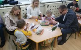 Warsztaty dla dzieci i rodziców. „Pyszne, zdrowe, kolorowe-ludziki warzywno-owocowe”