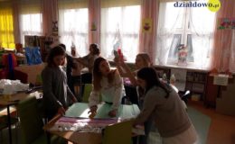 Pokaz mody ekologicznej w Szkole Podstawowej nr 2