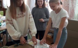 Pokaz mody ekologicznej w Szkole Podstawowej nr 2
